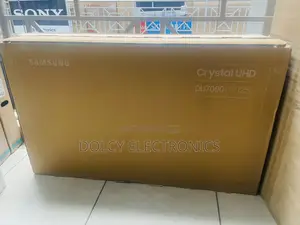 Samsung 50" Crystal Uhd Du7000 Smart Tv