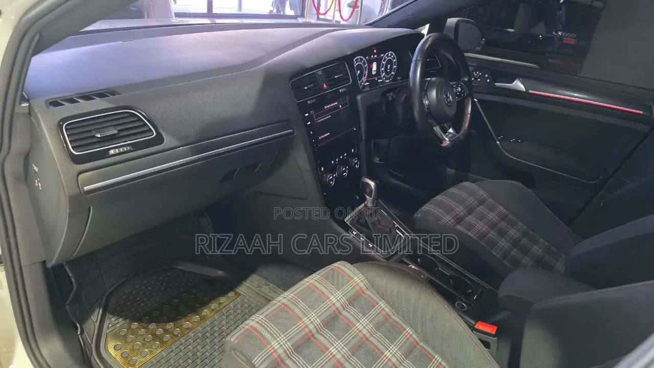 Volkswagen Golf GTI 2.0T S 2018