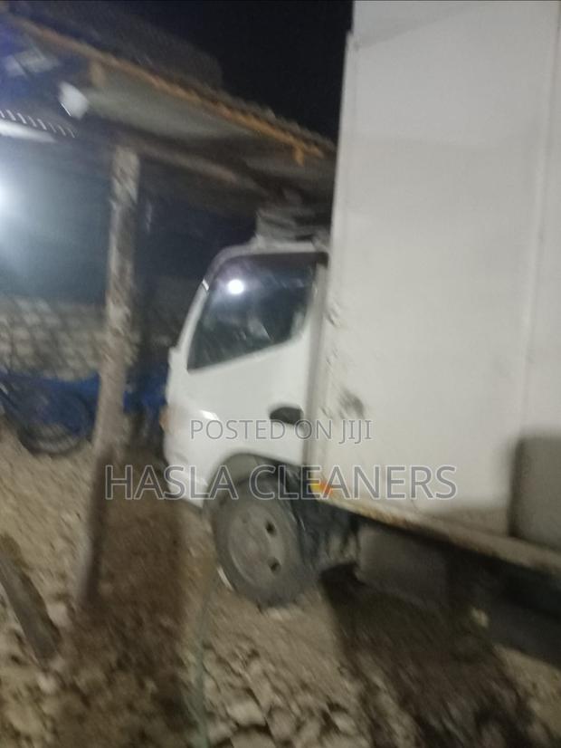 Mitsubishi Canter - thumbnail 5