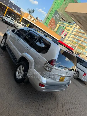 Toyota Land Cruiser Prado 2006 Silver