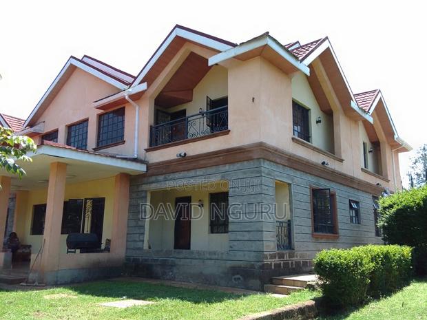 5bdrm Mansion in Hardy for sale