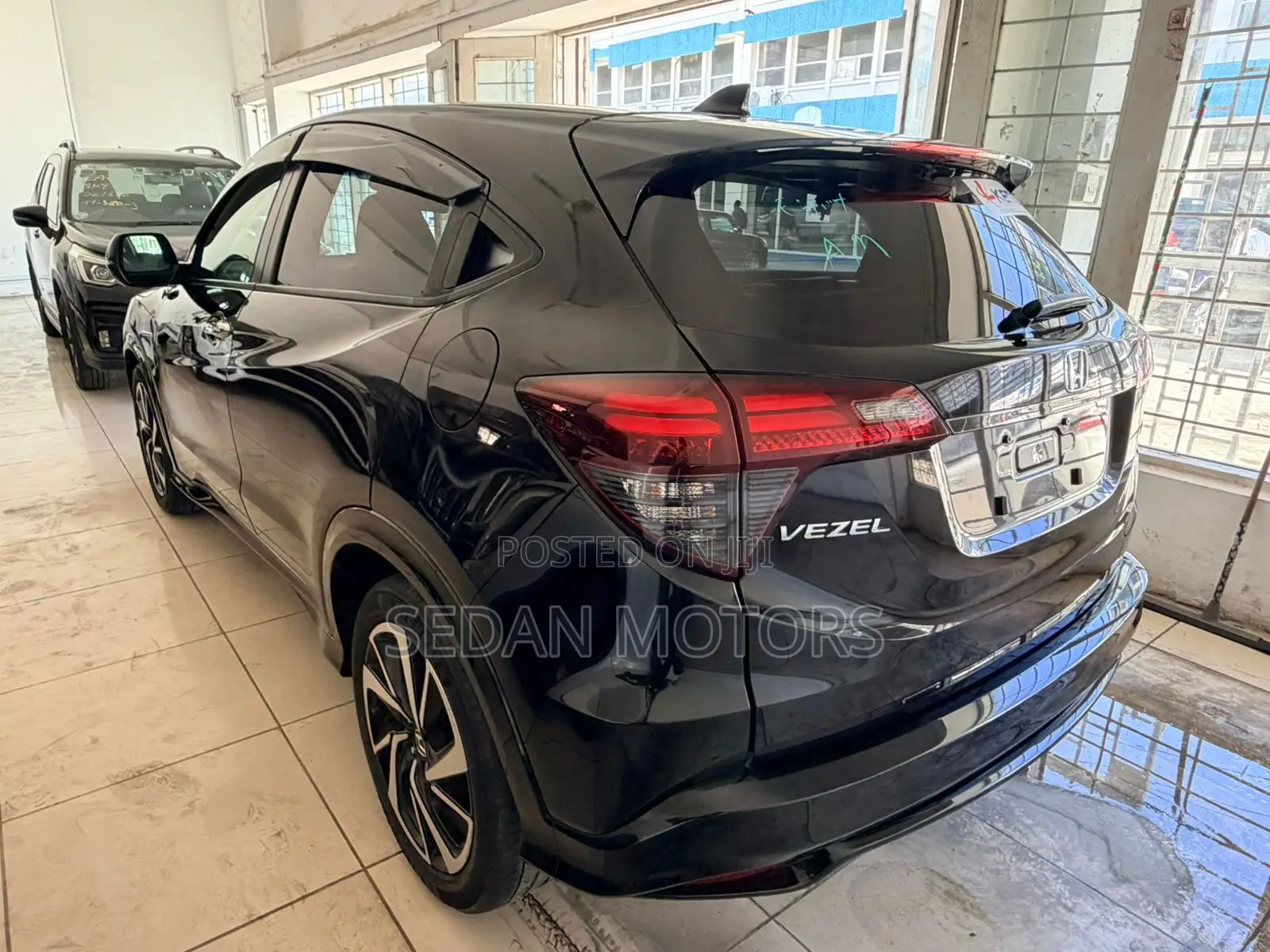 Honda Vezel 2019 Black