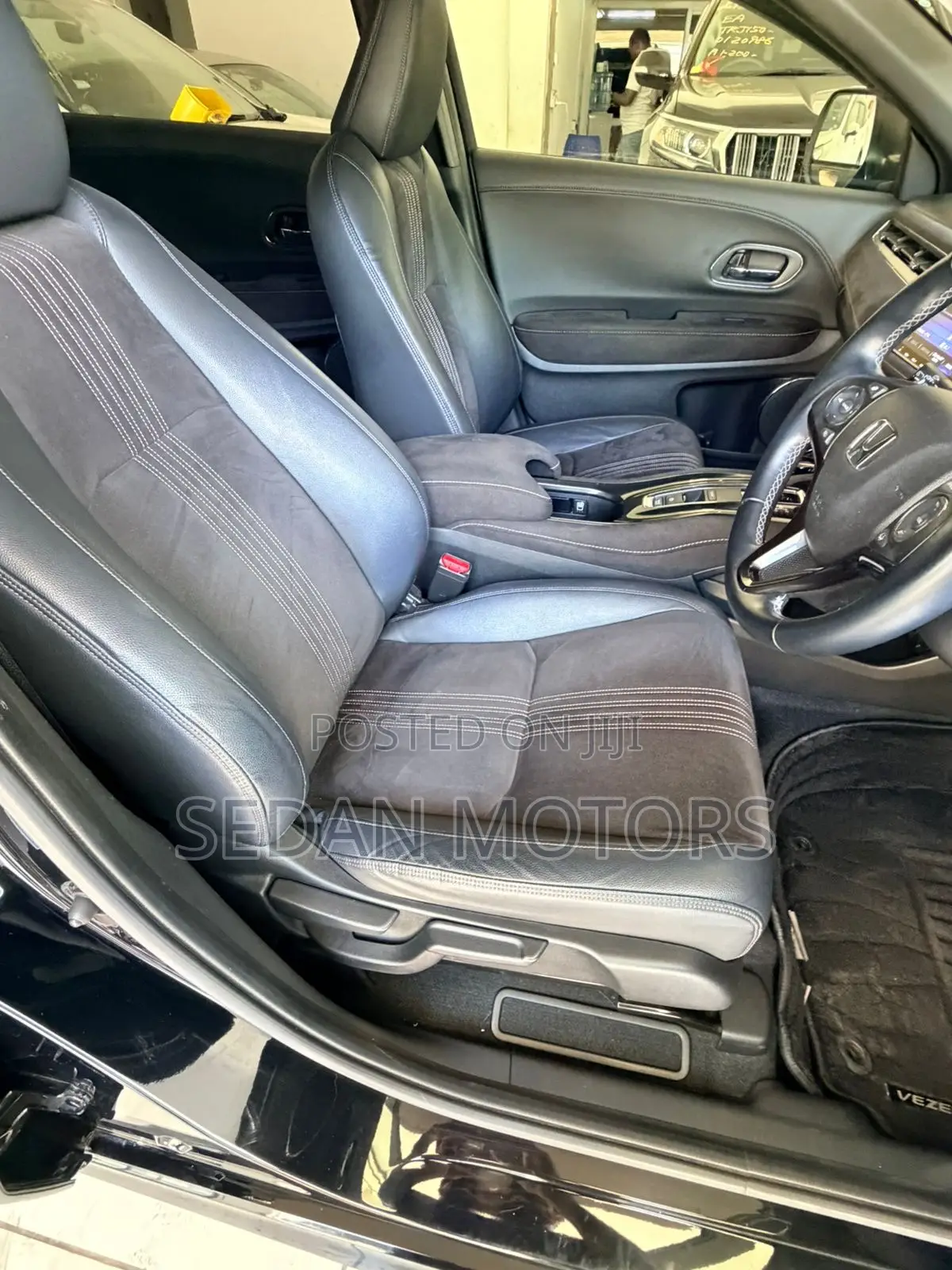 Honda Vezel 2019 Black