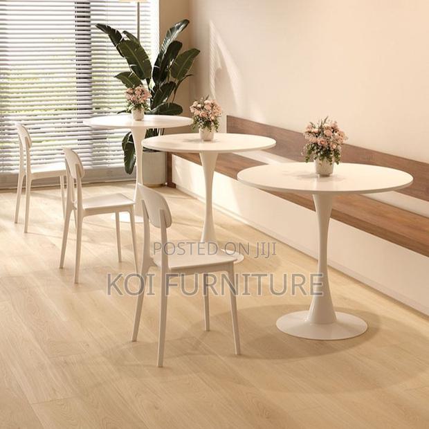 Coffee Table; Round Coffee Table Made From Marble - thumbnail 6