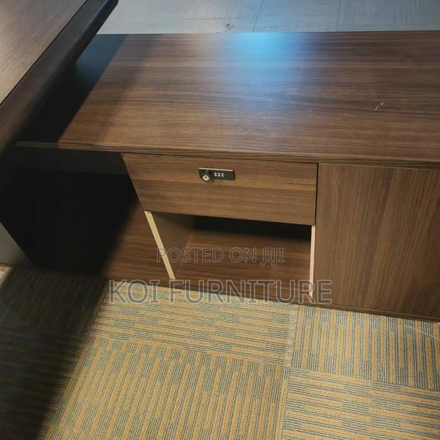 Office Desk; 1.8 Meter Modern Advanced Office Executive Desks - thumbnail 7