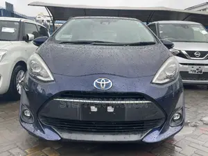 Toyota Aqua 2019 Blue