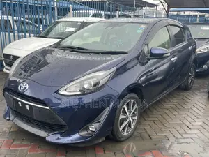 Toyota Aqua 2019 Blue