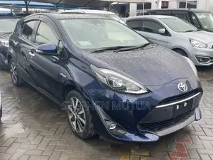 Toyota Aqua 2019 Blue