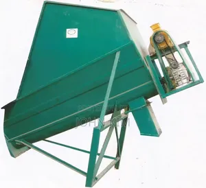 Animal Feeds Mixer
