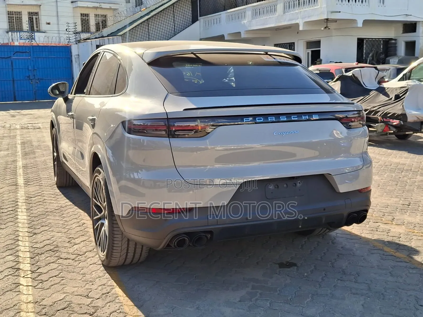 Porsche Cayenne Base AWD 2020 Off white