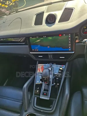 Porsche Cayenne Base AWD 2020 Off white