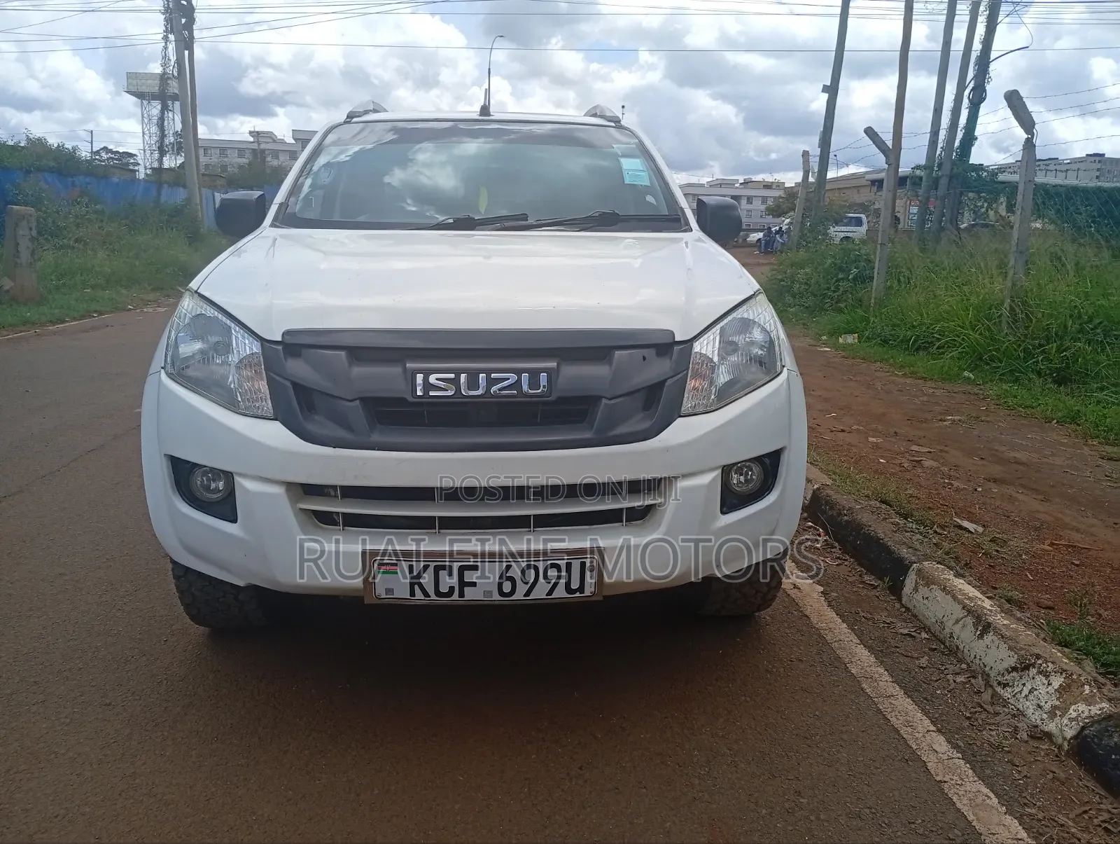 Isuzu D-MAX 2015 White