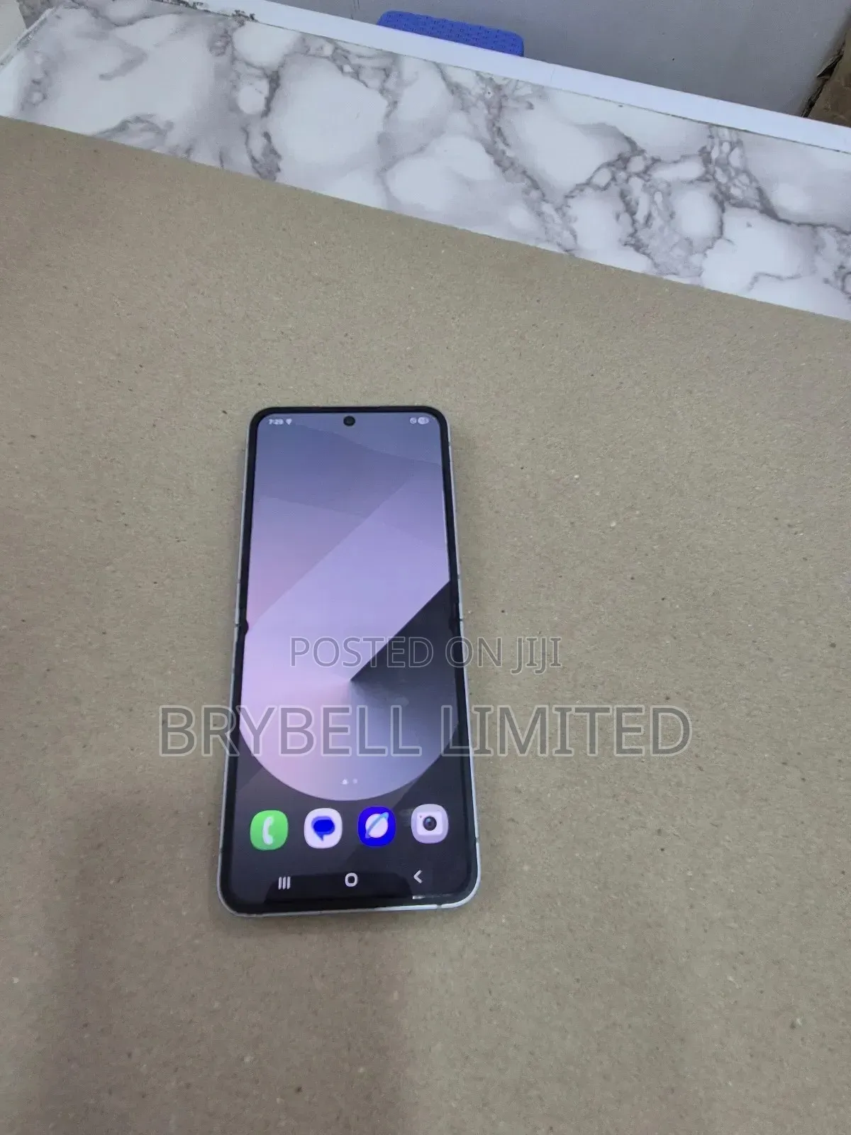Samsung Galaxy Z Flip6 256 GB Black
