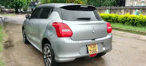Suzuki Swift 2017 Silver