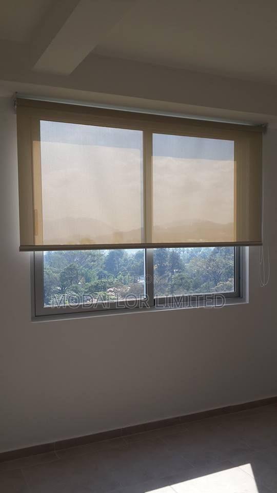 Sunscreen Blinds for Clean, Modern and Functional Window Design Use