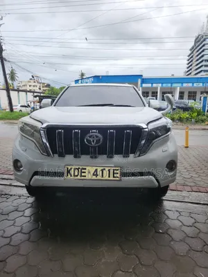 Toyota Land Cruiser 2014 White