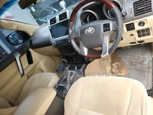 Toyota Land Cruiser 2014 White