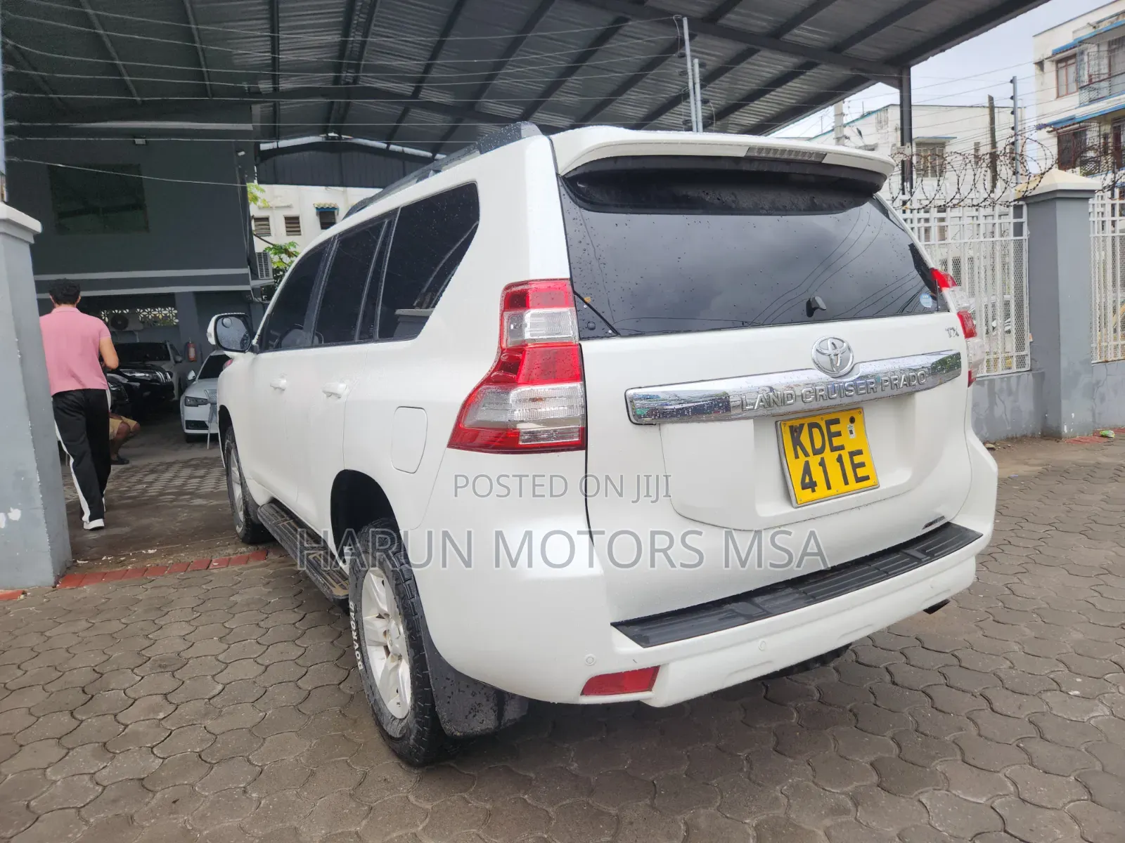 Toyota Land Cruiser 2014 White