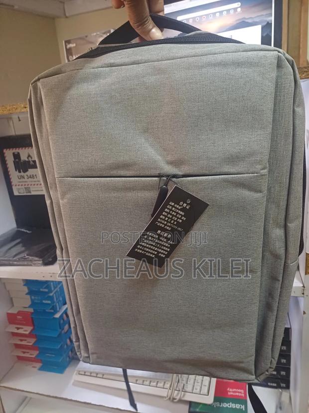 Single Zipper Bagpack - thumbnail 3