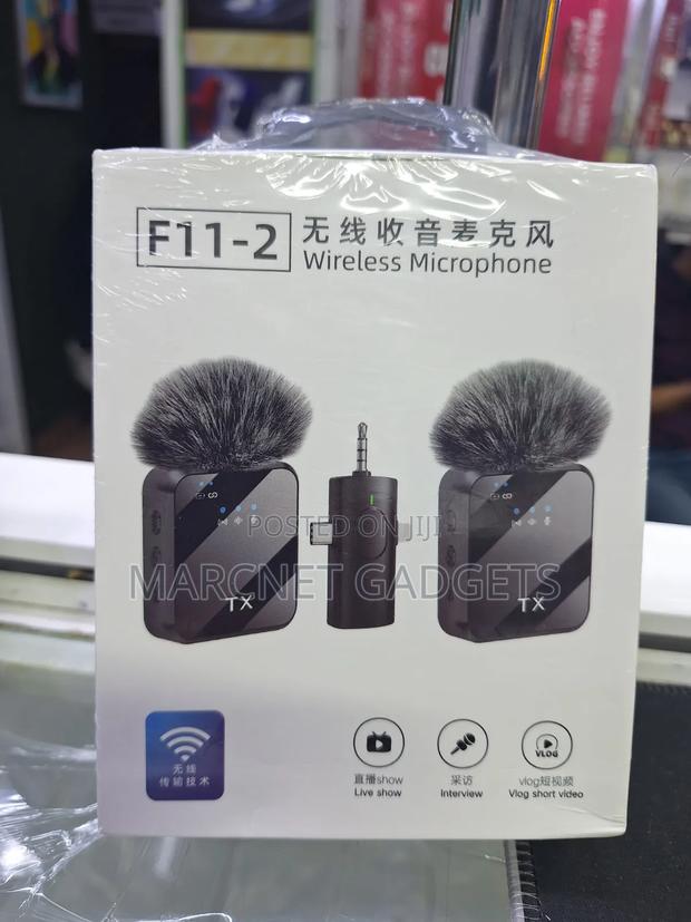 F11-2 Wireless Microphone for Interview Vlog Short Video and Interview - main view