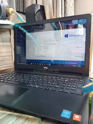 Laptop Dell Vostro 3000 8GB Intel Core i5 HDD 256GB