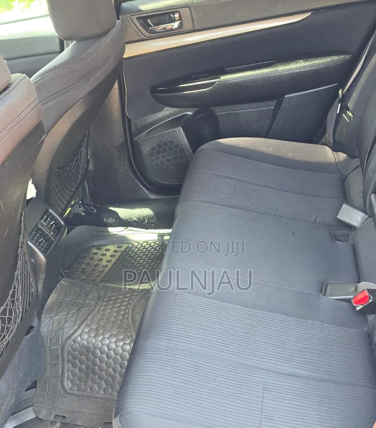 Subaru Legacy 2012