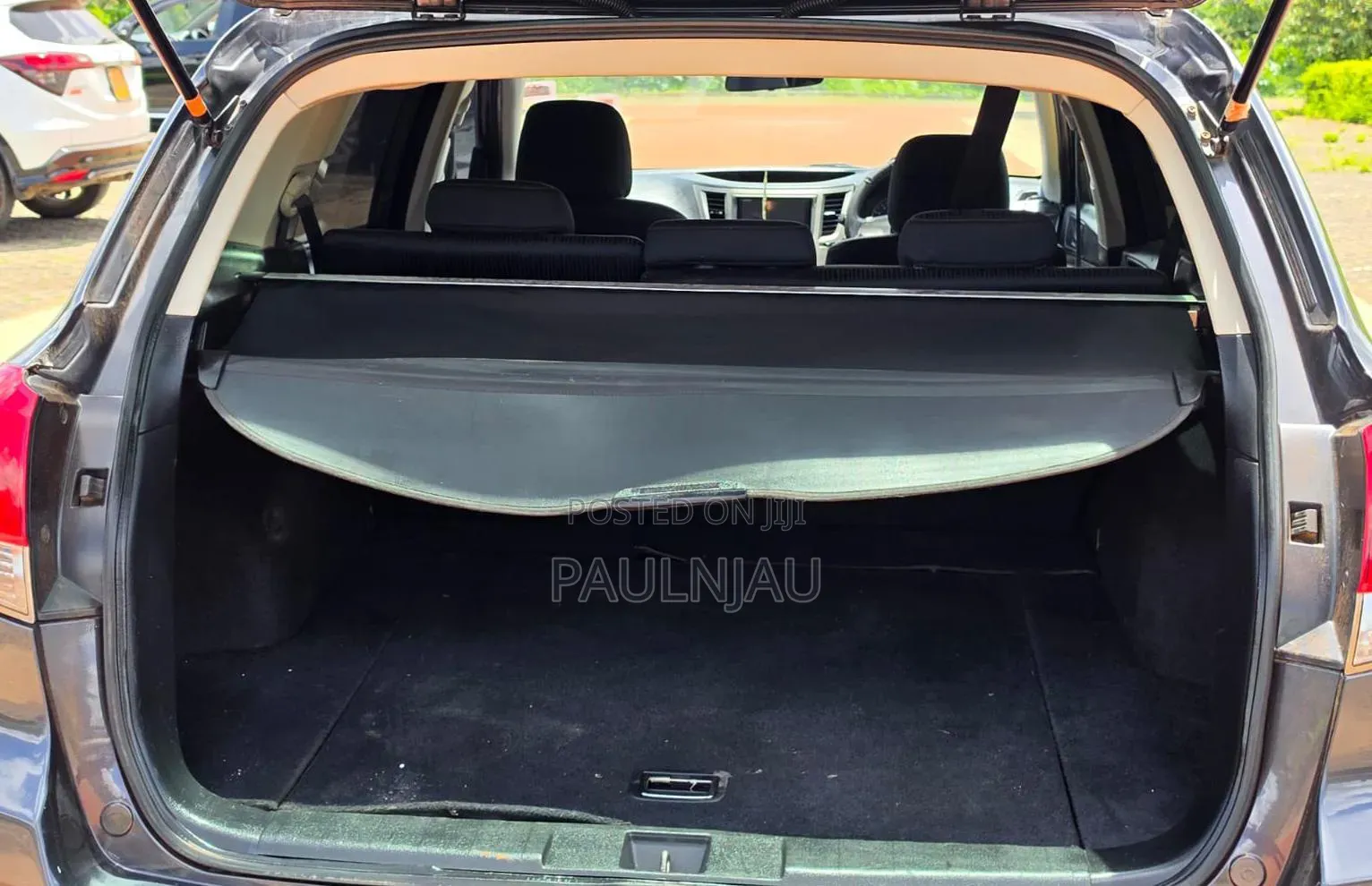 Subaru Legacy 2012