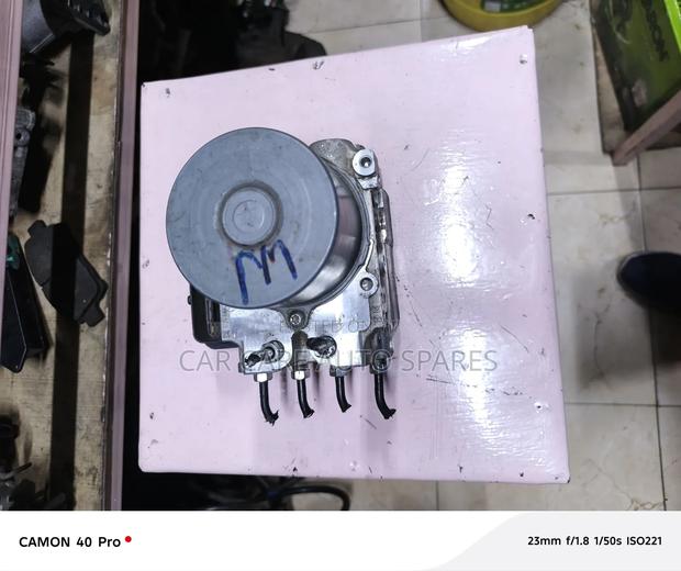 Abs Pump Toyota Mark X 2016