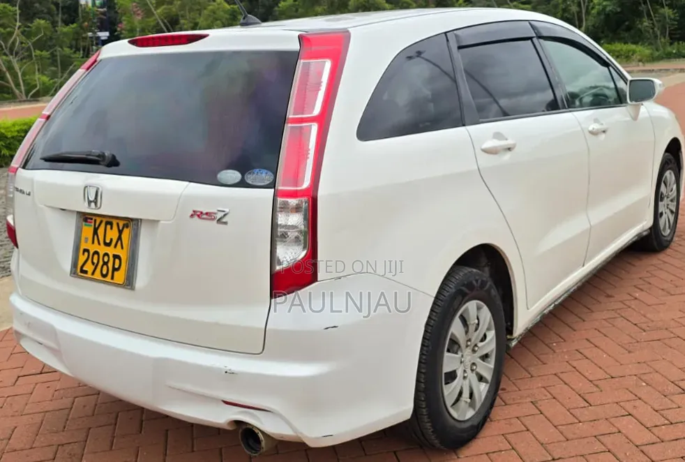 Honda Stream 2010