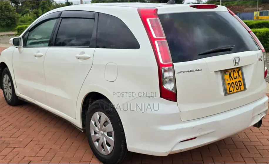 Honda Stream 2010