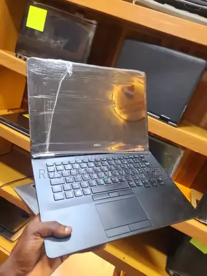 Laptop Dell Latitude 7440 8GB Intel Core i5 SSD 256GB
