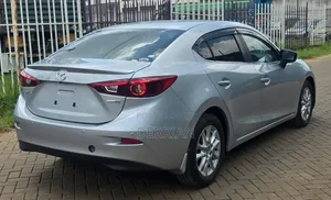 Mazda Axela 2019 Silver