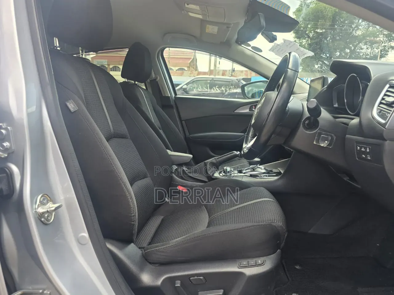 Mazda Axela 2019 Silver