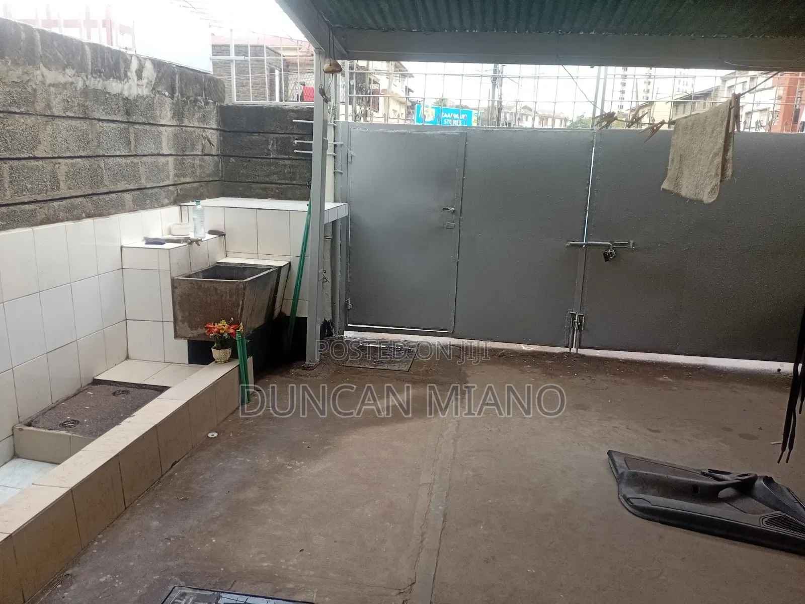3bdrm House in Nairobi West for rent