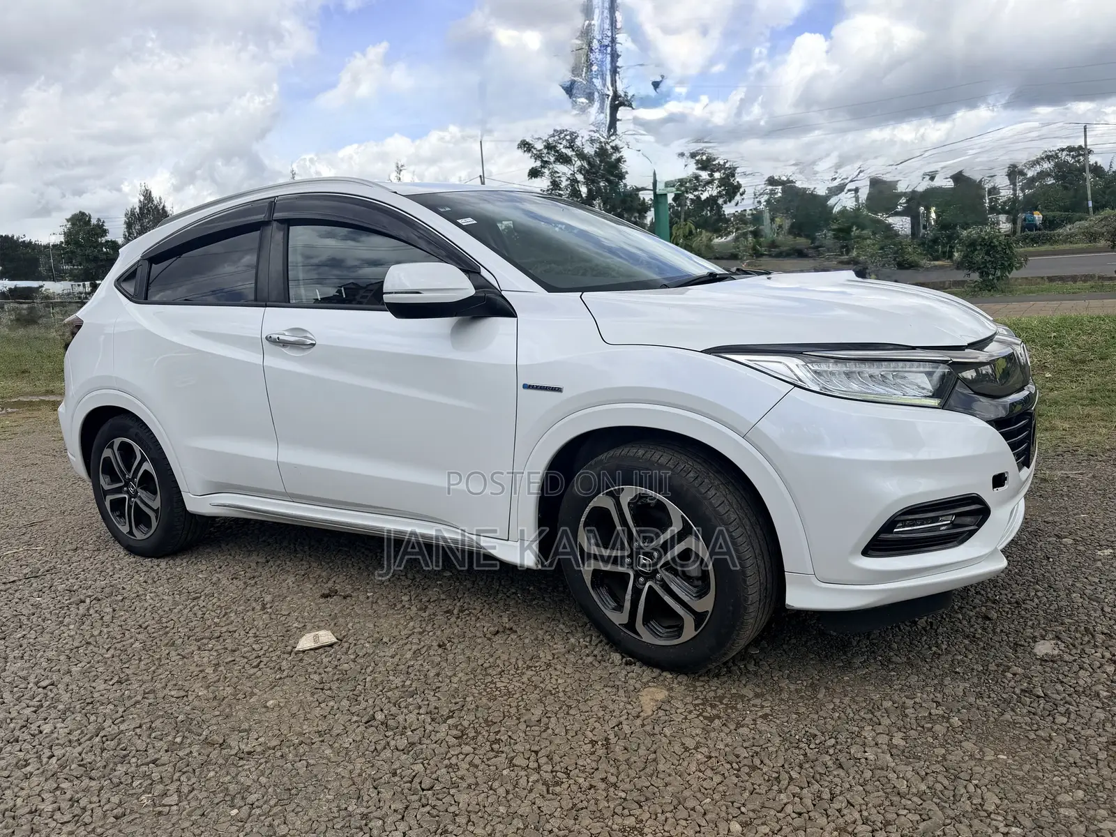 Honda Vezel 1.5 Hybrid 2WD 2018 Pearl