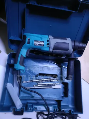 Makita Rotary 780w,5 Bits
