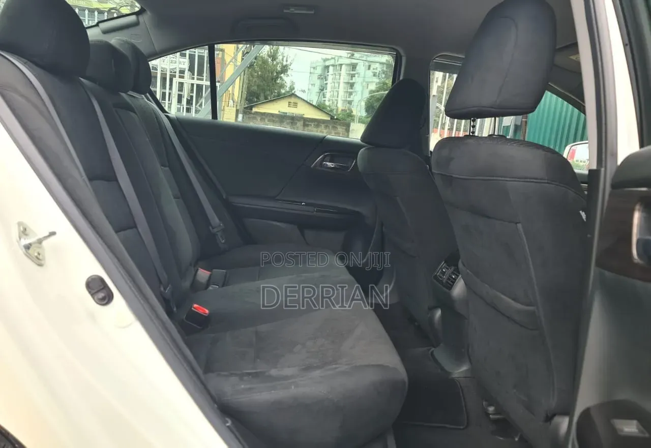 Toyota Corolla Fielder 2019 Pearl