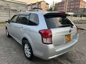 Toyota Corolla Fielder 2014 Silver