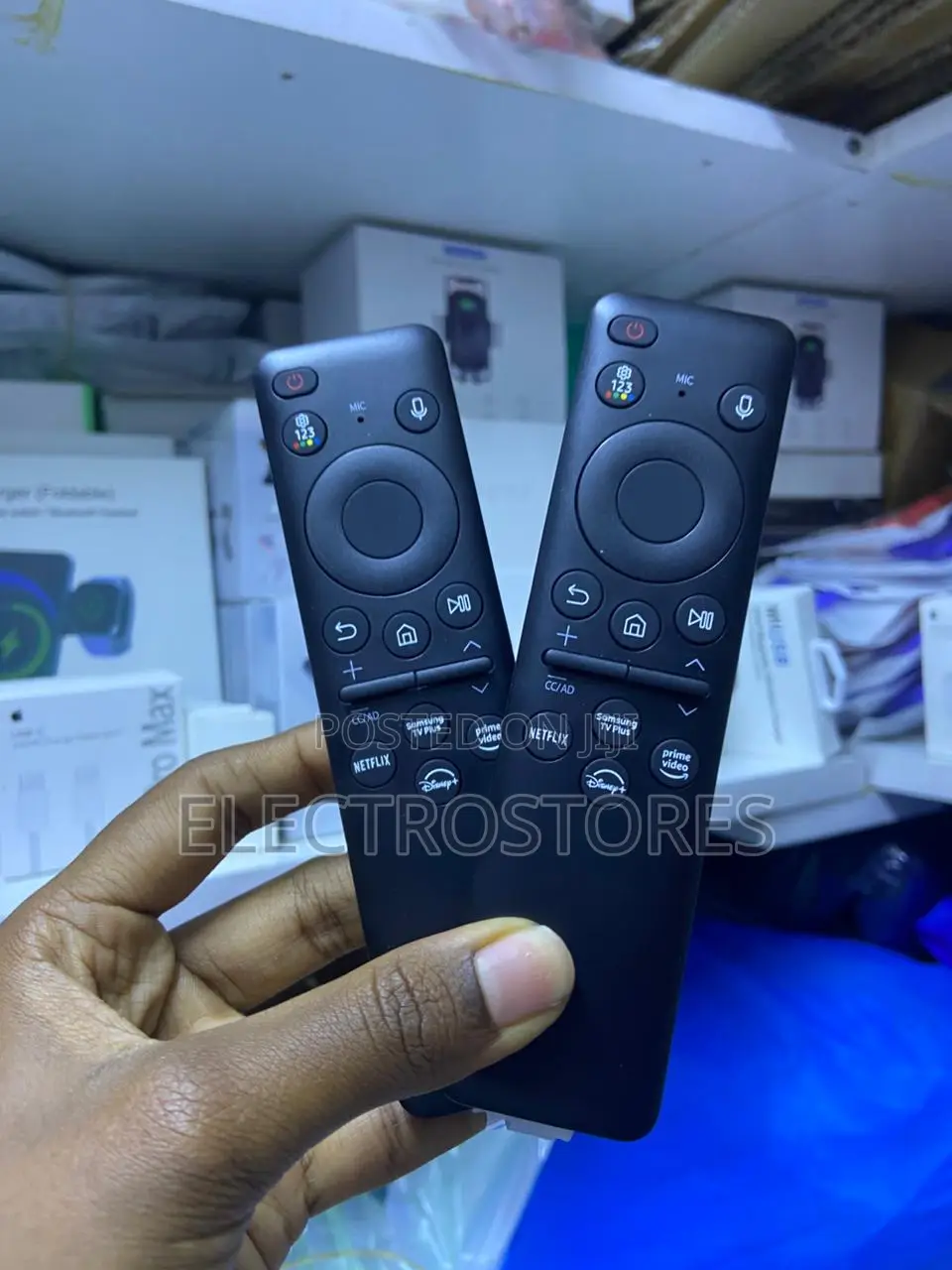 Samsung Qled Crystal Uhd Solar Rechargeable Remote