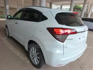 Honda Vezel 1.5 Hybrid 2WD 2019 Silver