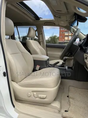 Toyota Land Cruiser Prado 2.7 2020 White