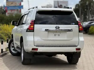 Toyota Land Cruiser Prado 2.7 2020 White
