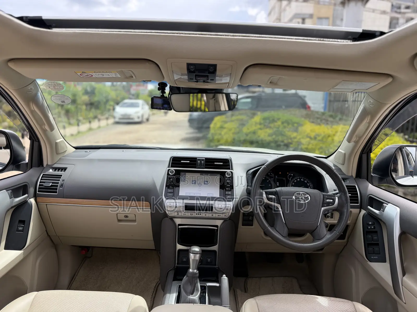 Toyota Land Cruiser Prado 2.7 2020 White