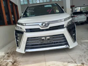 Toyota Voxy 2019 White