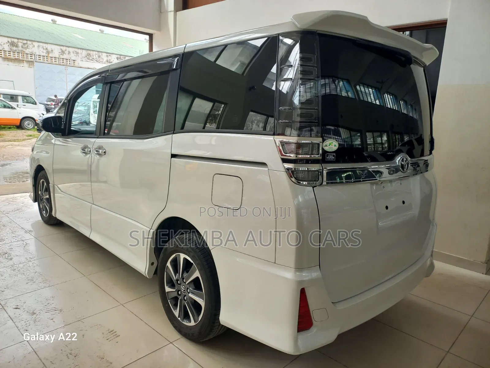Toyota Voxy 2019 White