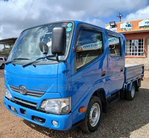 Toyota Dyna Double Cabin