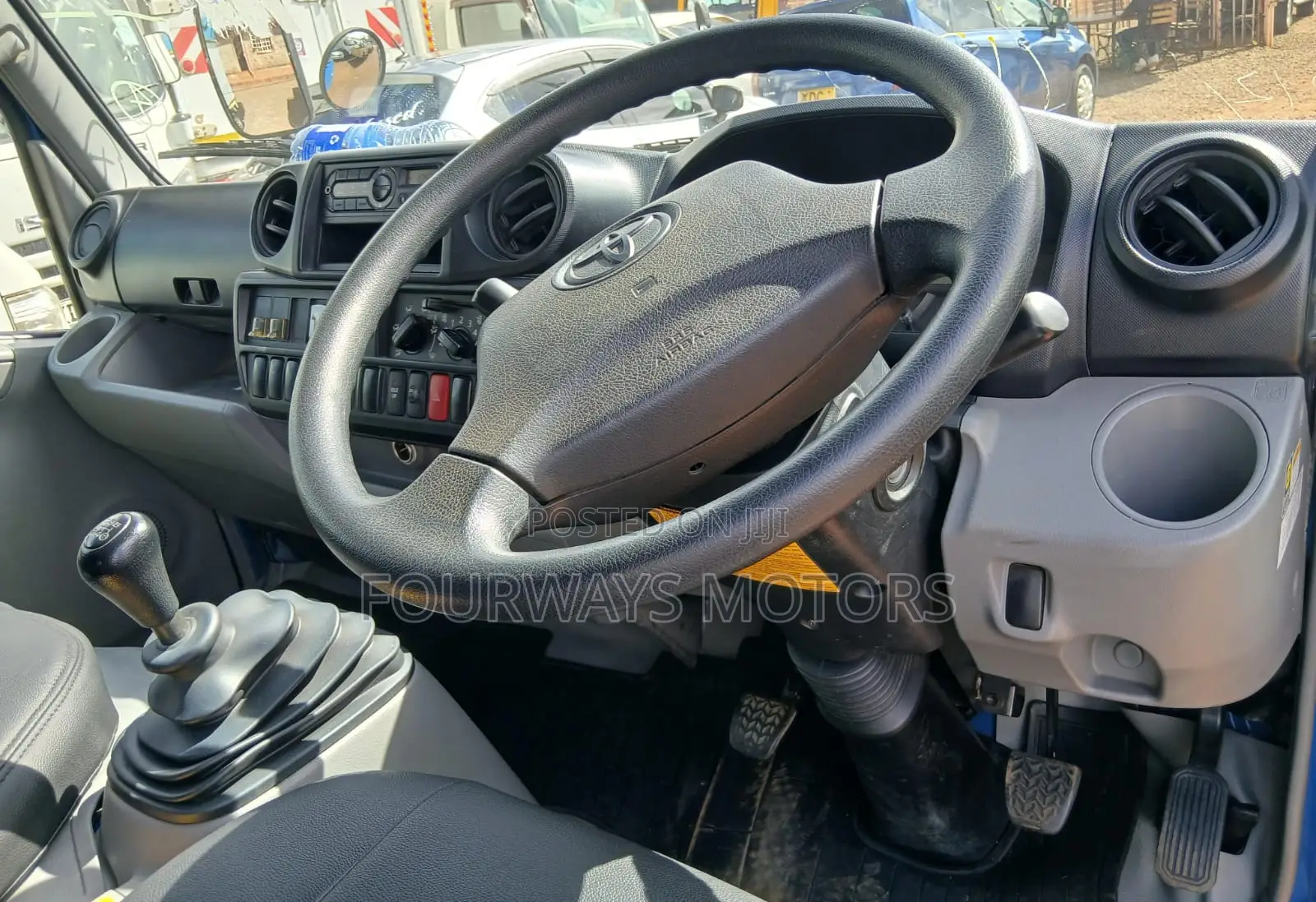 Toyota Dyna Double Cabin
