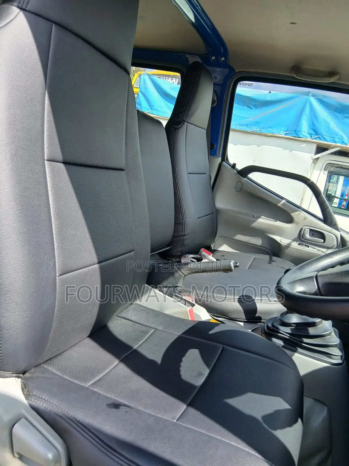 Toyota Dyna Double Cabin