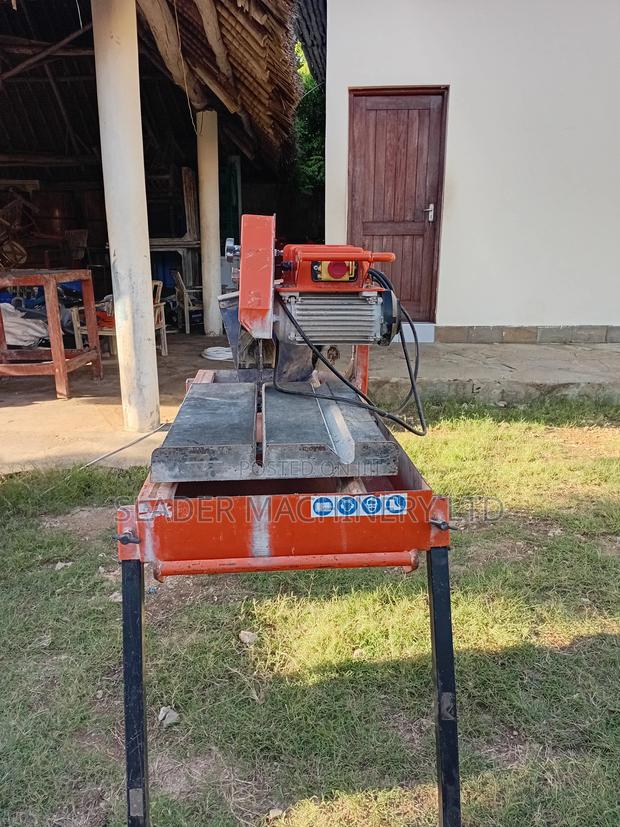 Paving Stone Saw