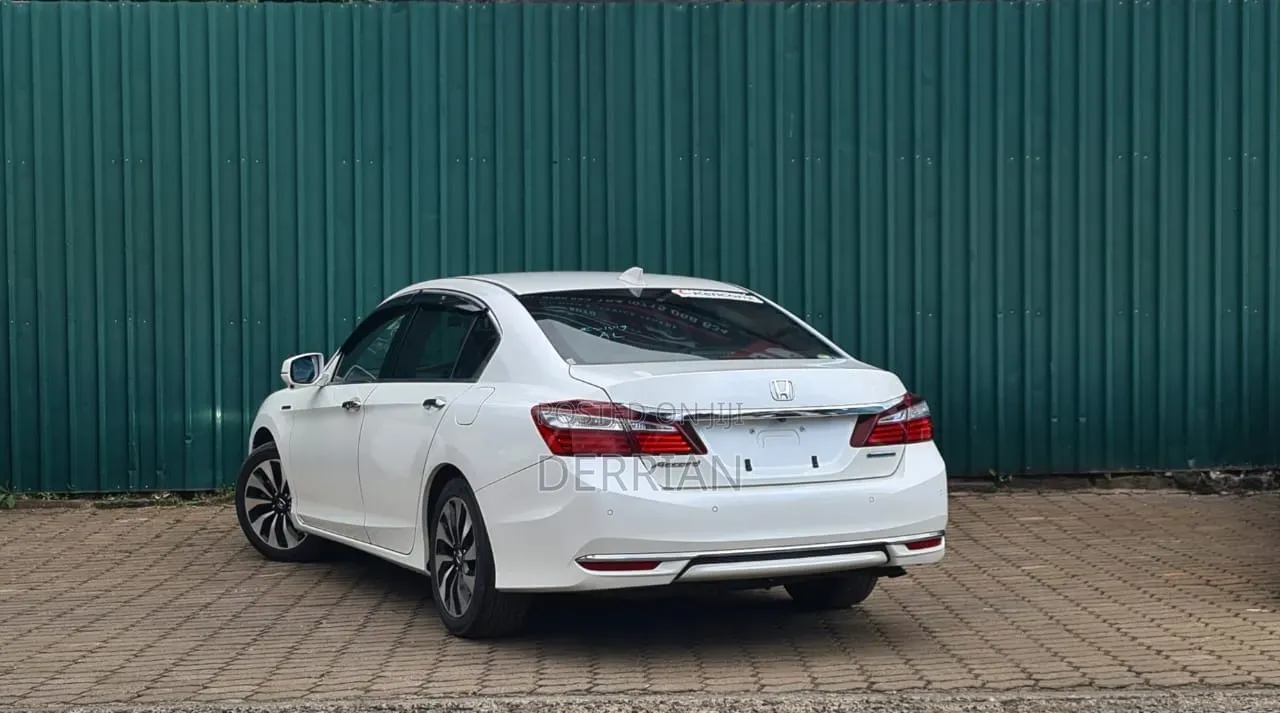 Honda Accord 2018 Pearl